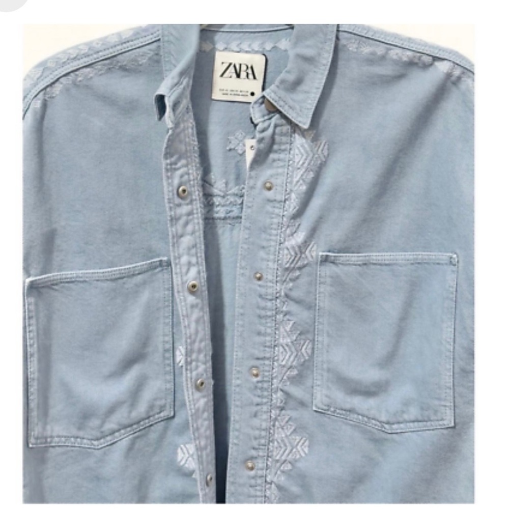 Zara - Women's Light-wash, Embroidered, Denim Oversized Overshirt (size S)